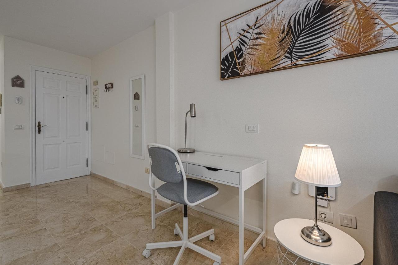 Paraiso Palm Mar Beautiful & Bright Renovated Apartment With Air Conditioning Eksteriør bilde